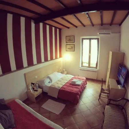 לינה וארוחת בוקר Casa Cecchi 3*